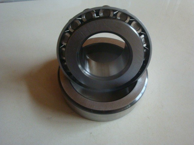 Tapered roller bearing 30207 for high speed