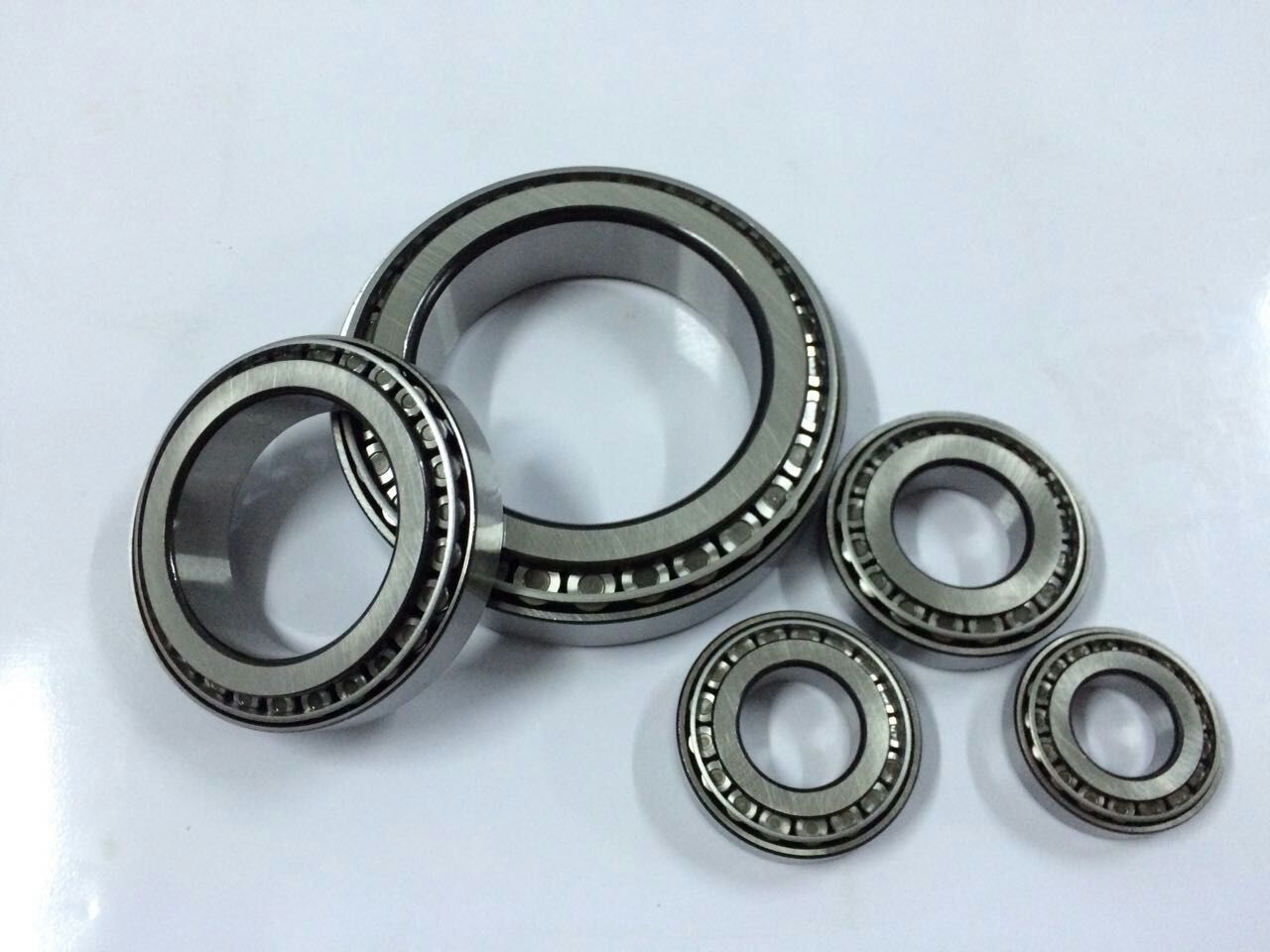 tapered roller bearing 30200 30203-30232