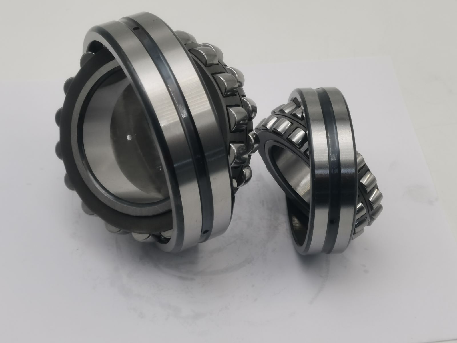 Spherical Roller Bearing 22214