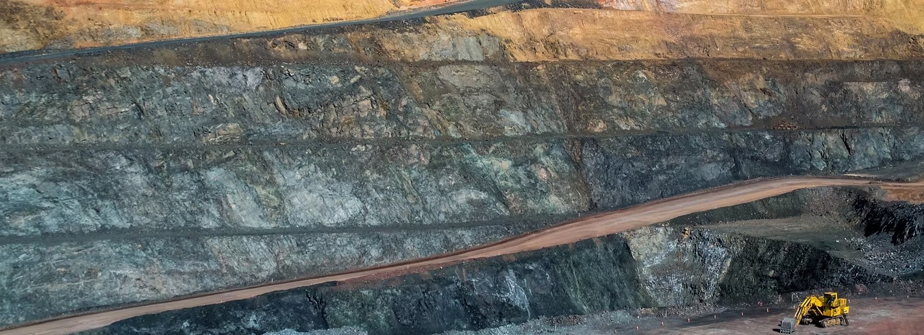 Mining & Construction Mining & Construction