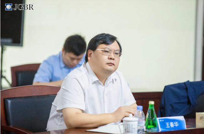 Wang Chunhua, member of the Standing Committee of the CPC Rugao Municipal Committee and Secretary of the Political and Legal Affairs Commission